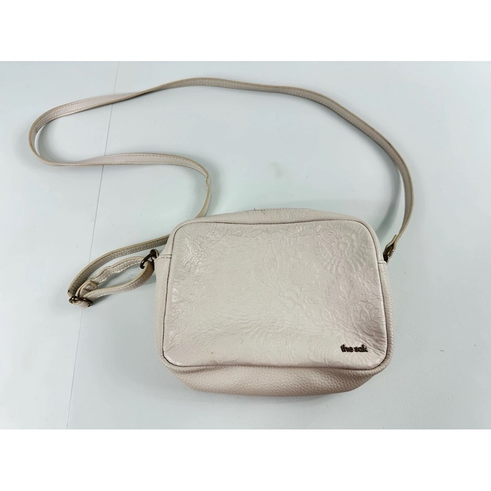 The Sak De Young Chalk Leather Camera Bag Crossbody Colored Floral Embossed 5x7
